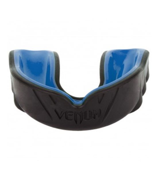 Капа VENUM CHALLENGER MOUTHGUARD-BLACK/BLUE (101) Капа VENUM CHALLENGER MOUTHGUARD-BLACK/BLUE (101)